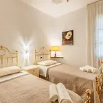 La Casa Nel *