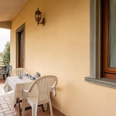 La Casa Nel *