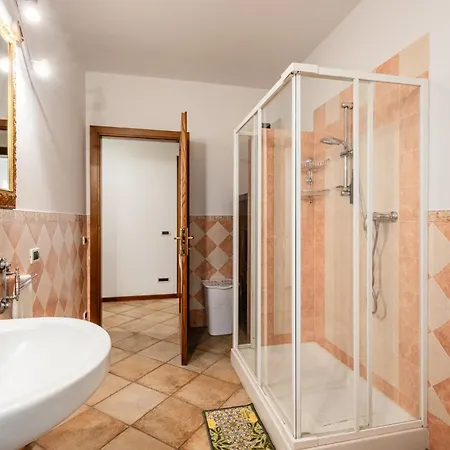La Casa Nel