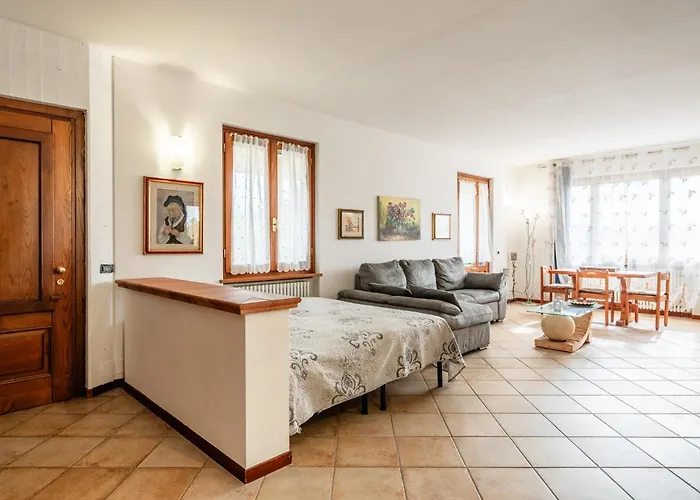 La Casa Nel